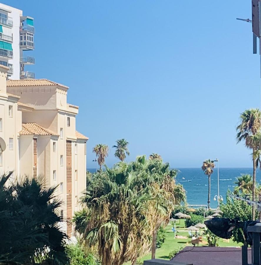 Precioso Estudio Frente Al Mar Con Piscina Benalmádena Exteriör bild